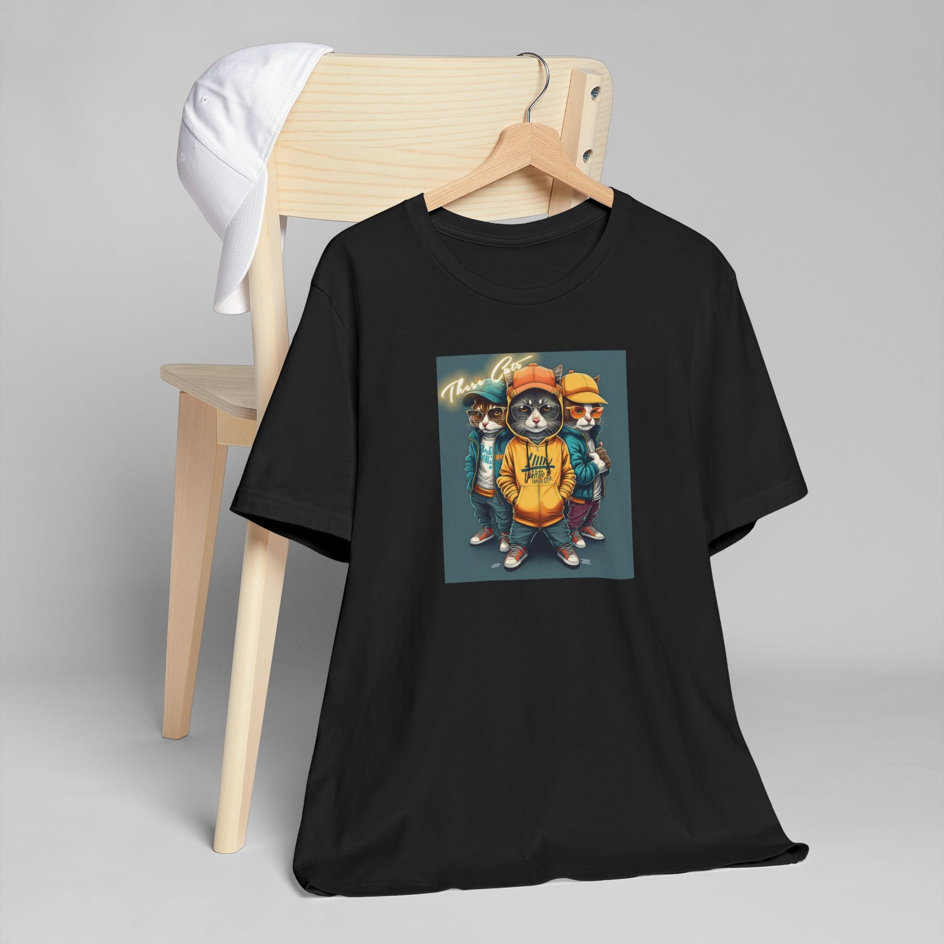 Trendy Graphic T-Shirt, Cool Animal Art Tee, Urban Style Clothing, Unisex Fashion Top, Perfect Gift for Hipsters and Animal Lovers