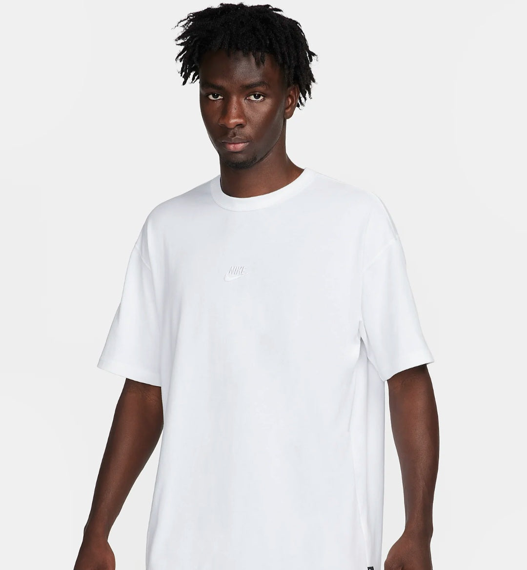 Nike Sportswear Premium Essentials